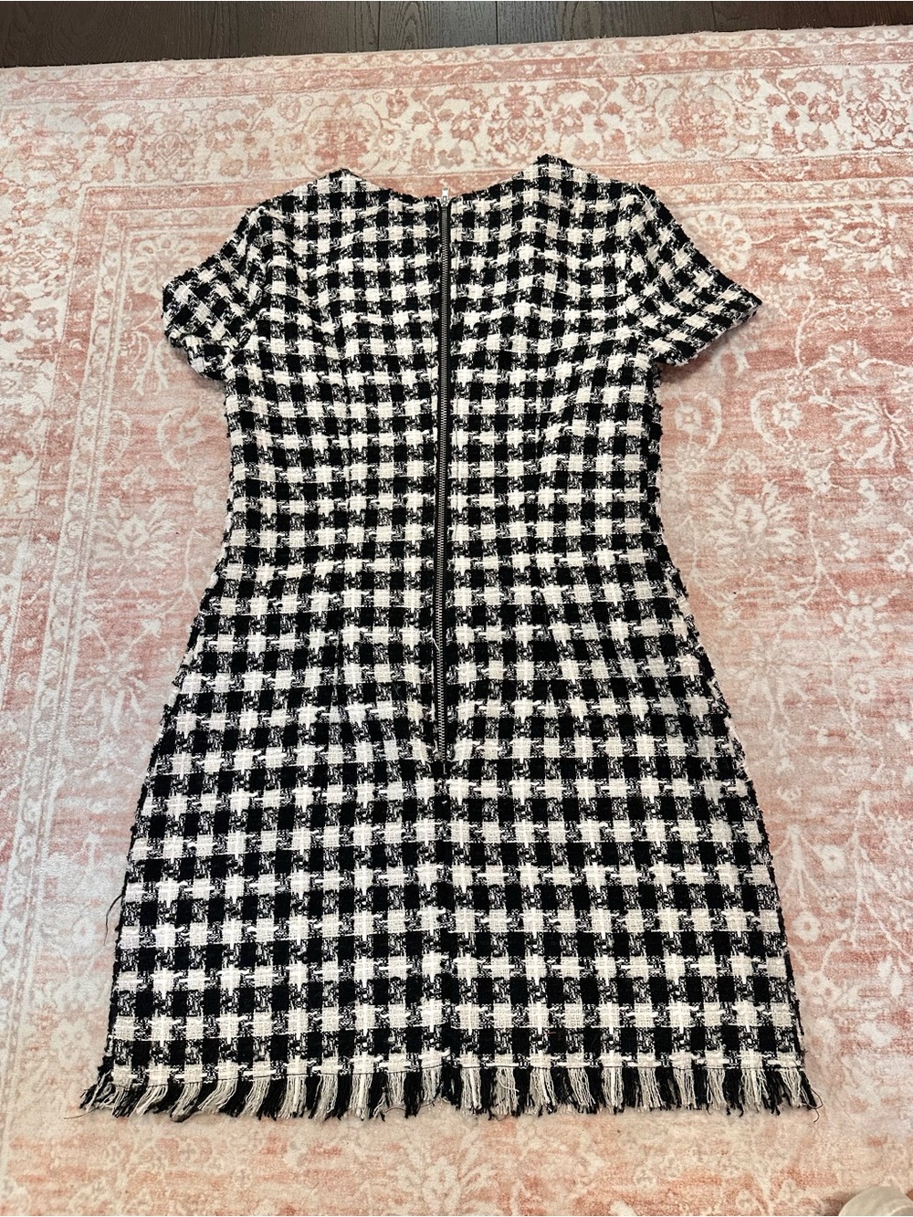 Like New 🖤 Tweed Houndstooth Mini Dress - Picture 9 of 11